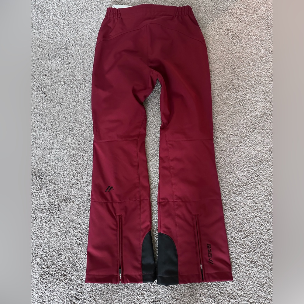 Women's Red Jacket - Picture 3 of 4